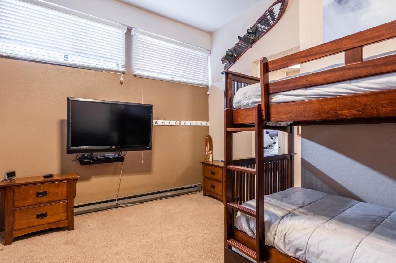 New Listing 2 Bedroom And Loft 2 Bath Summit E Bldg 16 Sleeps 8 Steps To Eagle Chair 15 Vakantiehuis Mammoth Lakes