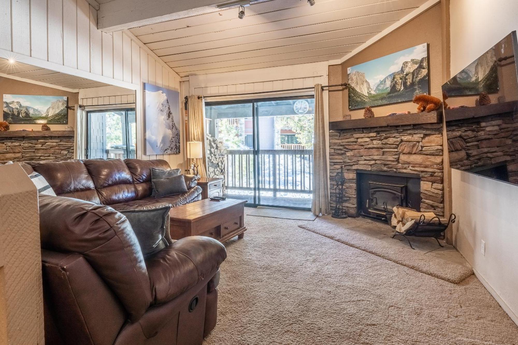New Listing 2 Bedroom And Loft 2 Bath Summit E Bldg 16 Sleeps 8 Steps To Eagle Chair 15 * Mammoth Lakes